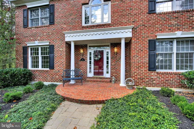 $874,000 | 38 Yarmouth Lane, Downingtown, PA 19335