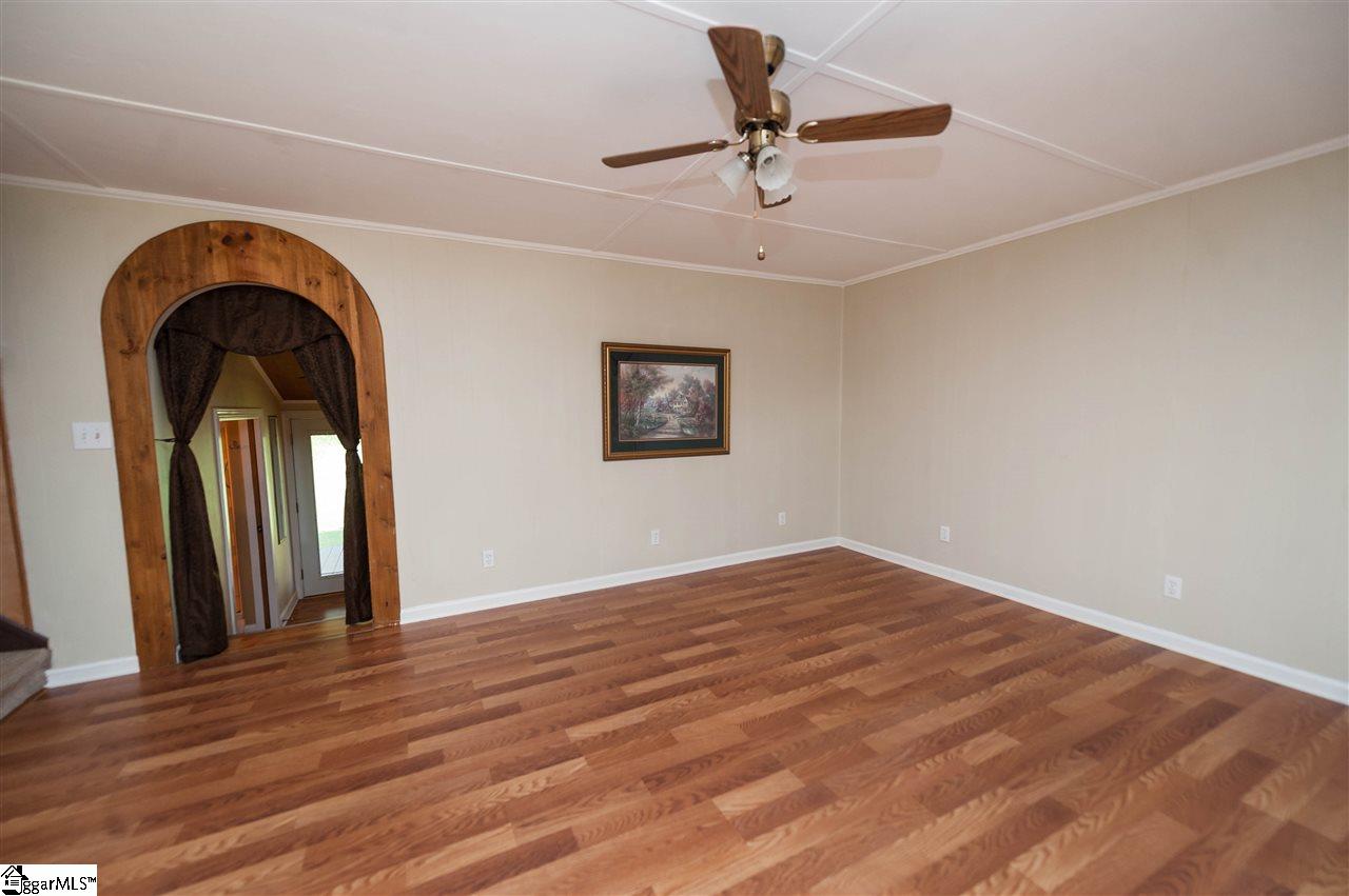 129 State Rd S-42-7202 Woodruff, SC 29388 - Photo 12 of 31 Gallery Image 12