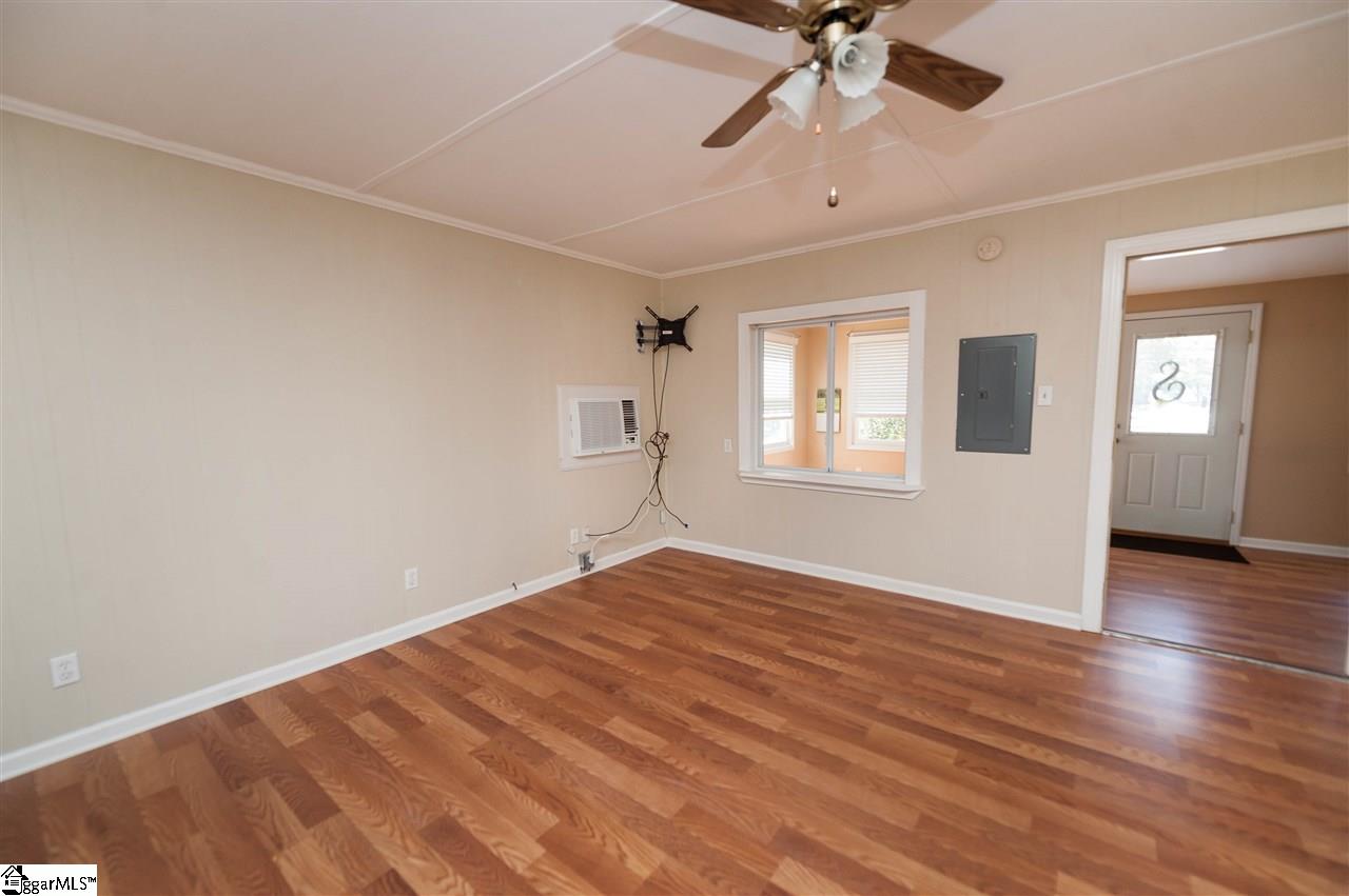 129 State Rd S-42-7202 Woodruff, SC 29388 - Photo 13 of 31 Gallery Image 13