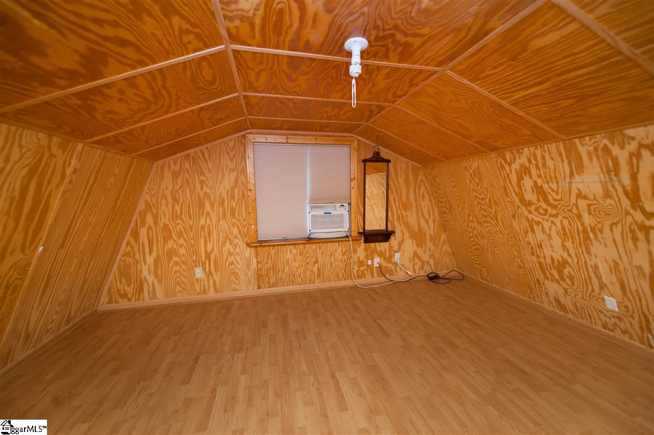 129 State Rd S-42-7202 Woodruff, SC 29388 - Photo 24 of 31 Upstairs