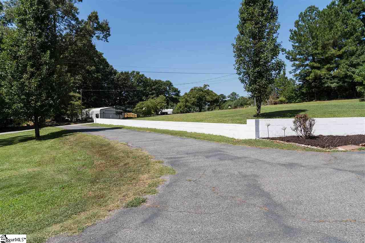 129 State Rd S-42-7202 Woodruff, SC 29388 - Photo 7 of 31 Gallery Image 7