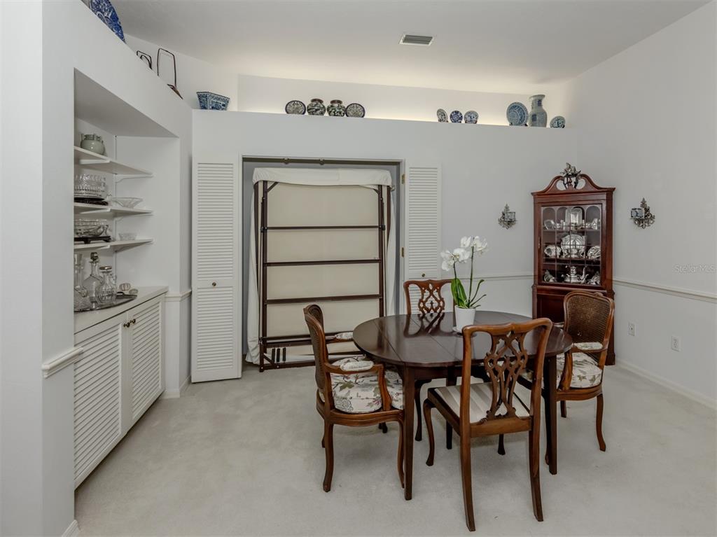 553 Fallbrook Drive Venice, FL 34292 - Photo 30 of 65