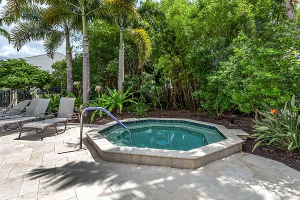 $319,000 | 553 Fallbrook Drive, Venice, FL 34292
