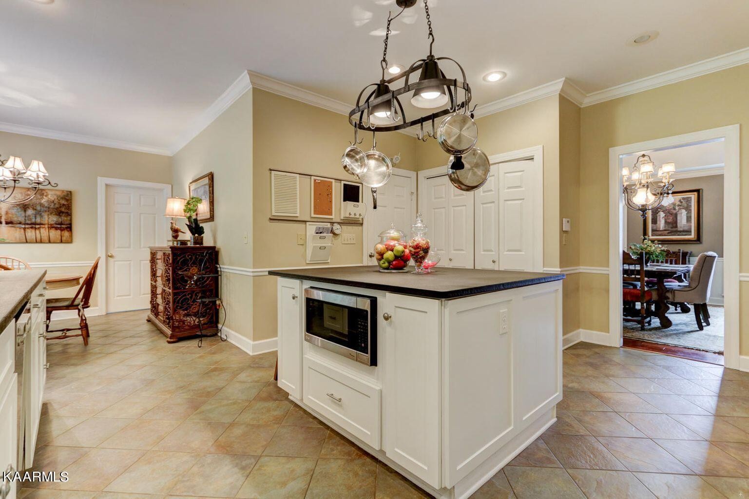 19 Rivers Run Way Oak Ridge, TN 37830 - Photo 3 of 32 Gallery Image 3