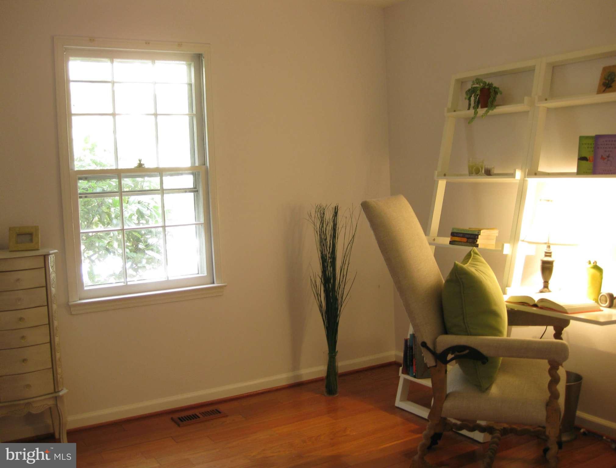 1514 Stuart Road Herndon, VA 20170 - Photo 11 of 20 Bedroom 3