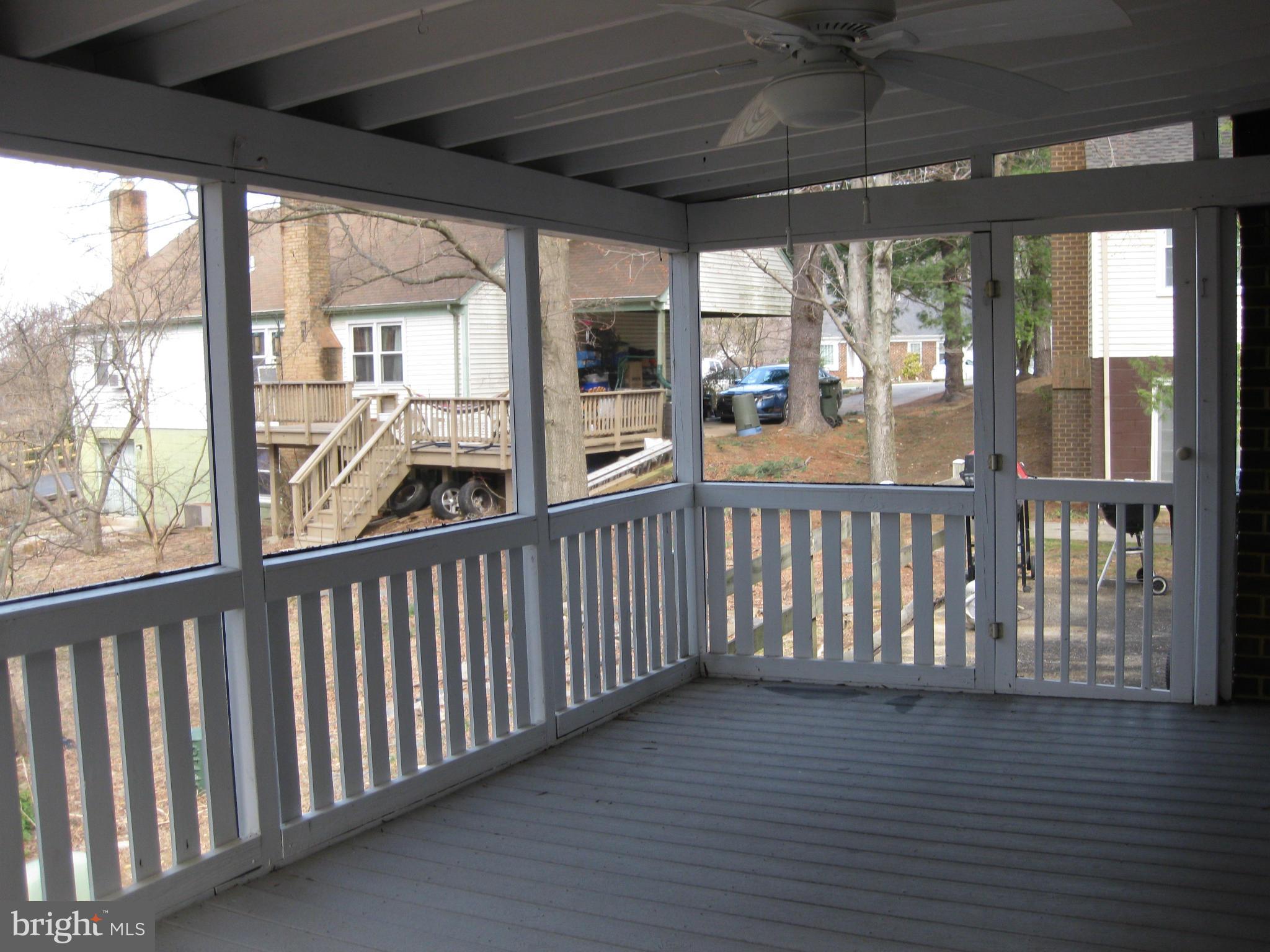 1514 Stuart Road Herndon, VA 20170 - Photo 19 of 20 Screen Porch