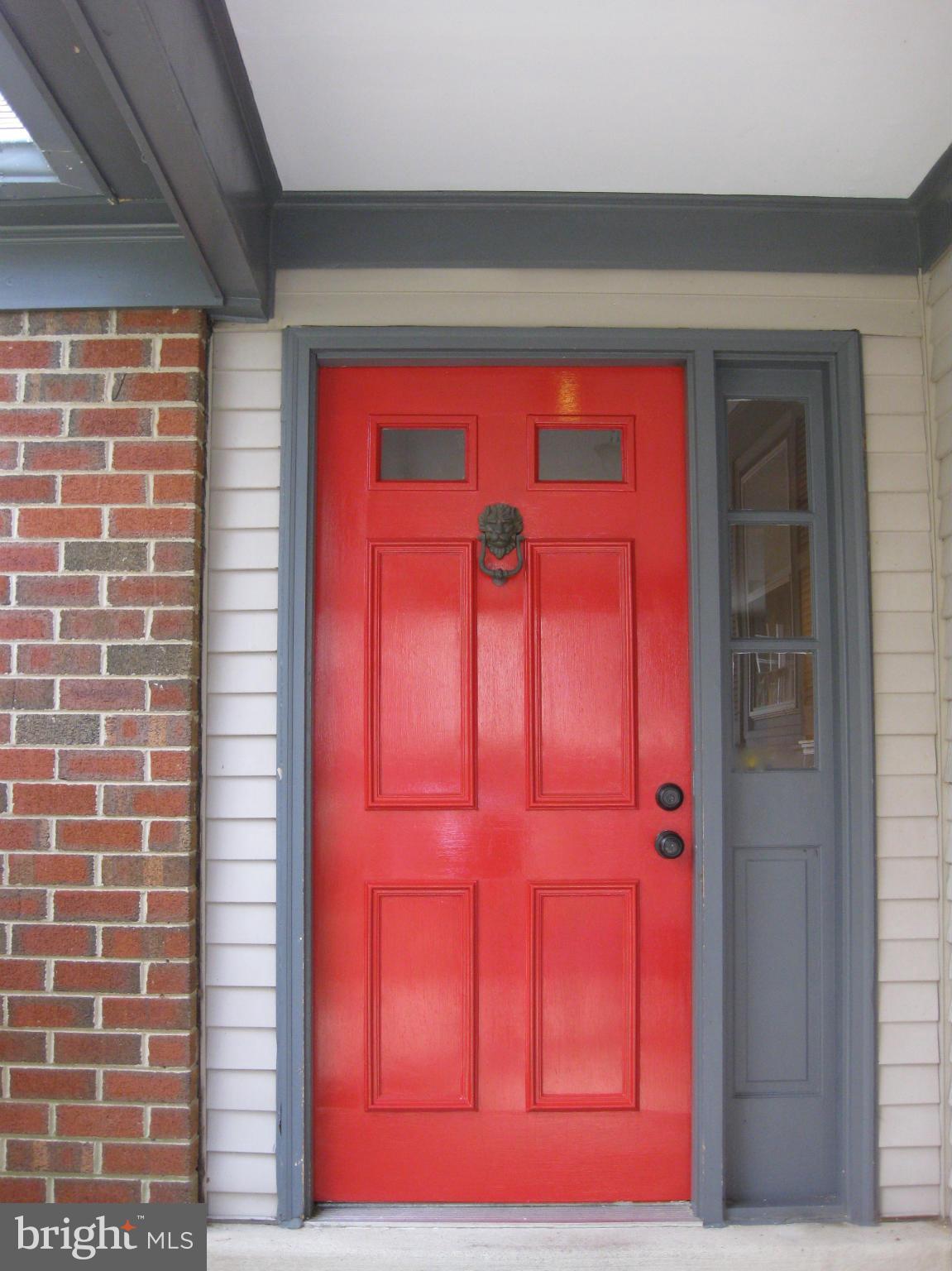 1514 Stuart Road Herndon, VA 20170 - Photo 3 of 20 Front Entry