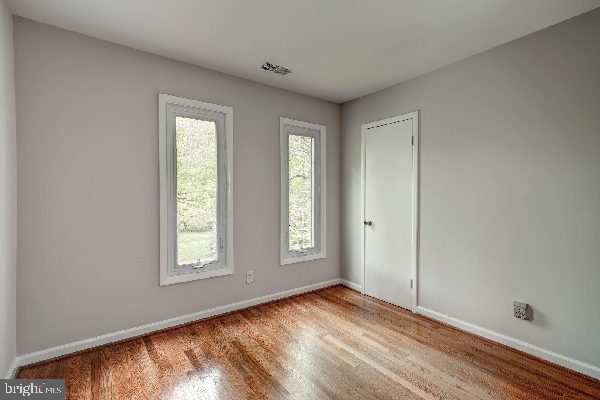 2013 Dundee Road Rockville, MD 20850 - Photo 11 of 31 BR 1 w 2 closets