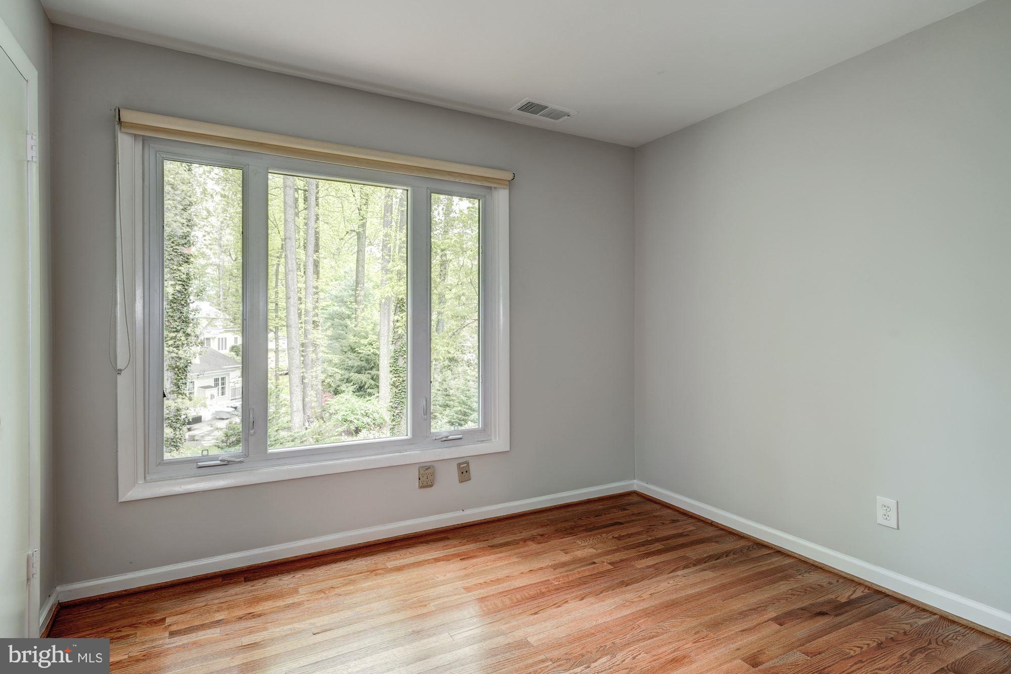 2013 Dundee Road Rockville, MD 20850 - Photo 14 of 31 BR 3