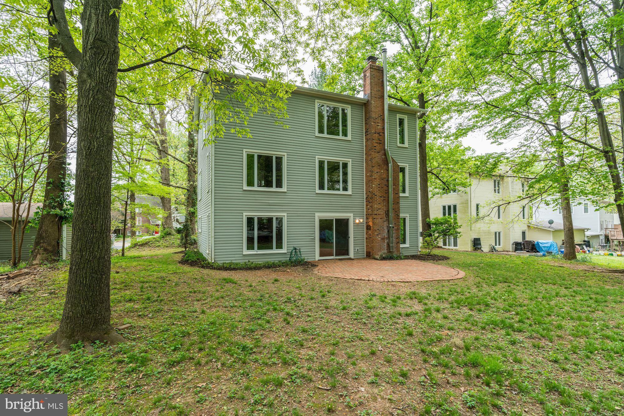 2013 Dundee Road Rockville, MD 20850 - Photo 27 of 31 Exterior rear view