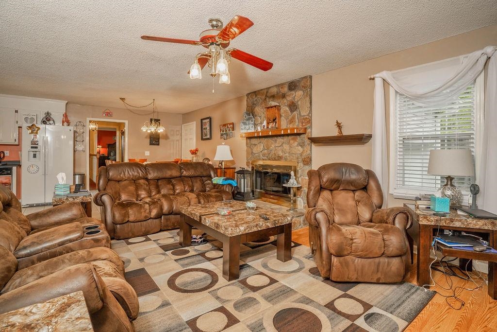 1215 Chumley Road Woodruff, SC 29388 - Photo 4 of 40