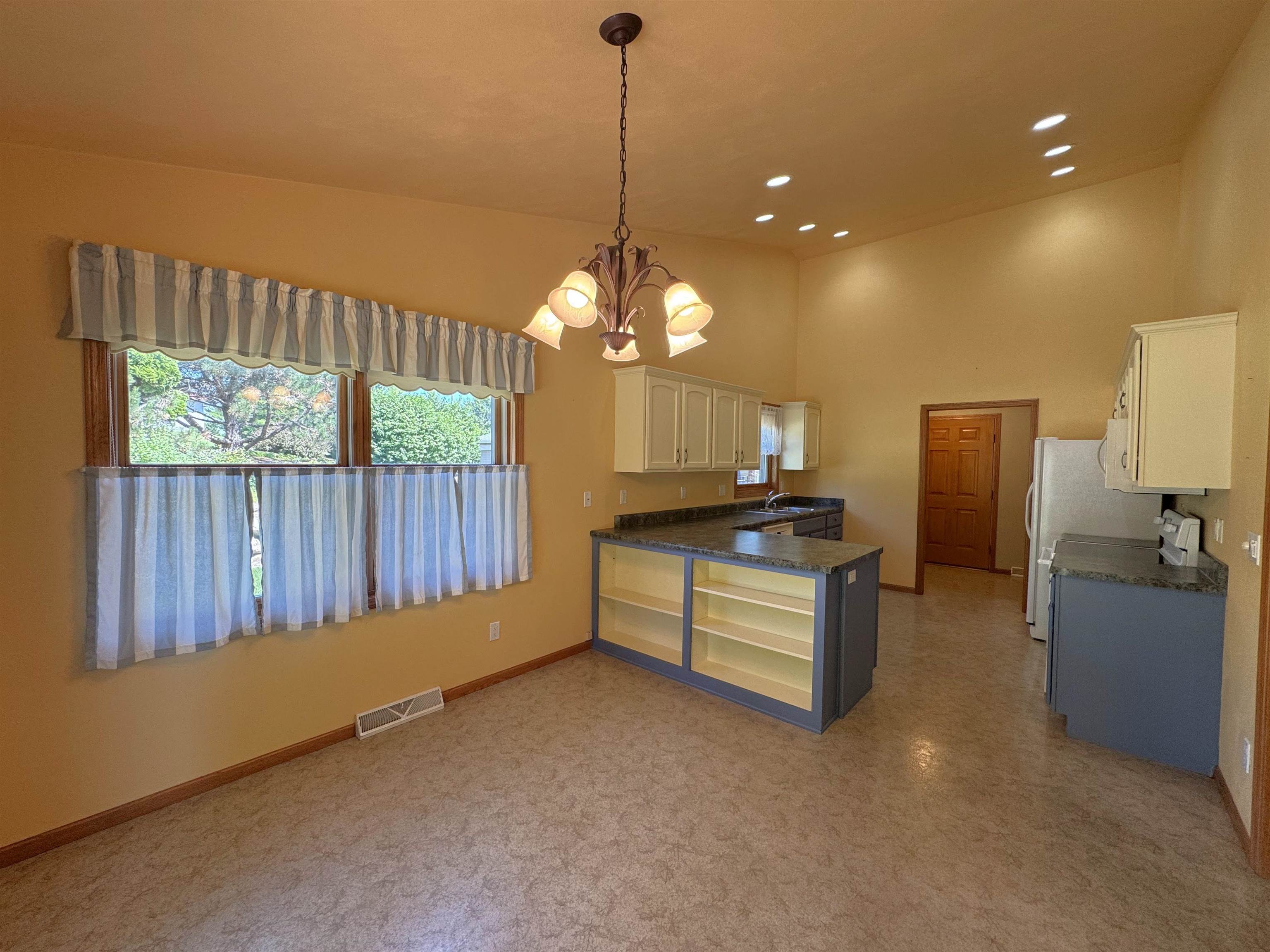 1002 2nd Street North Monroe, WI 53566 - Photo 24 of 57