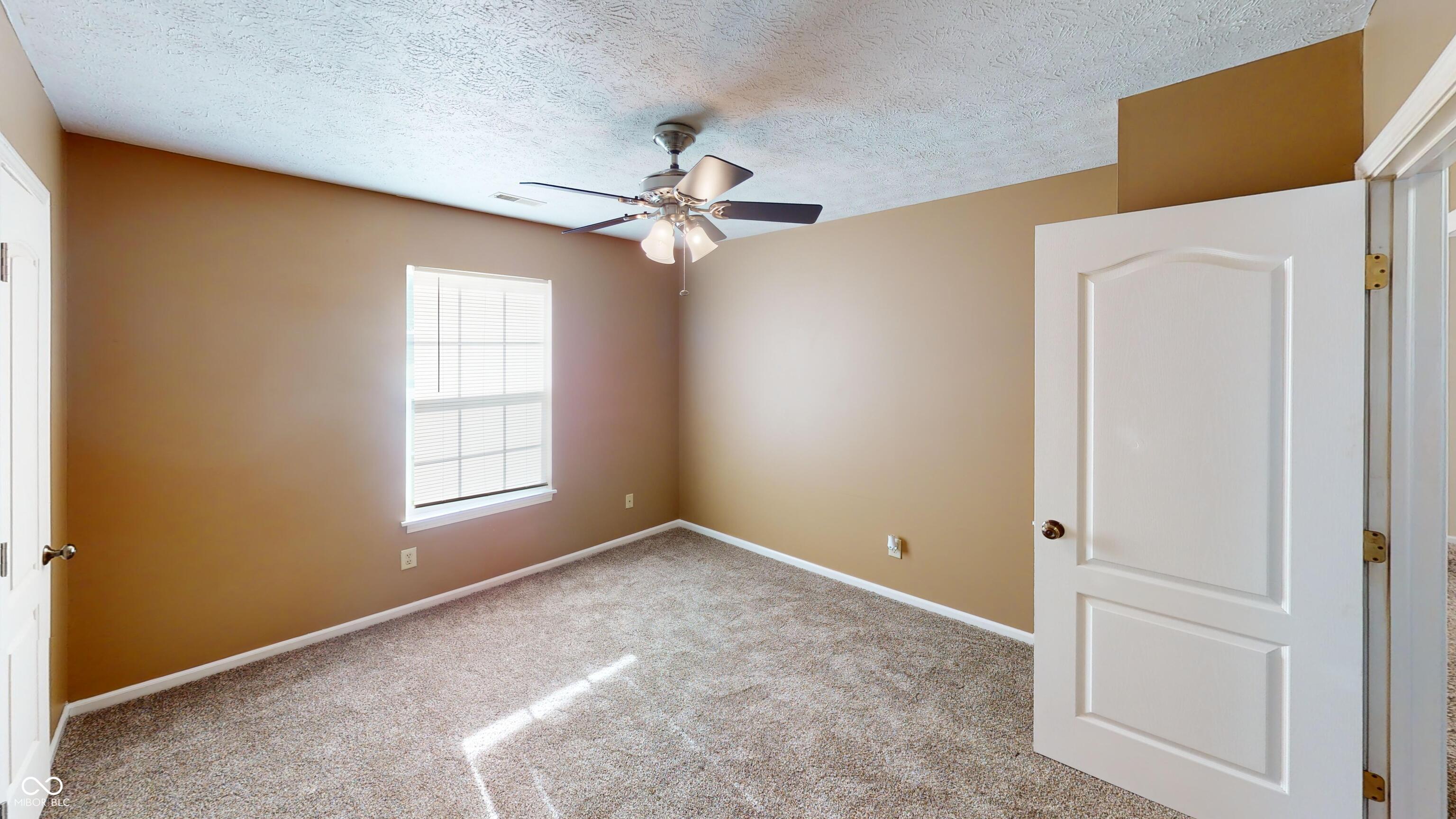 1096 Bumblebee Way Greenfield, IN 46140 - Photo 25 of 57