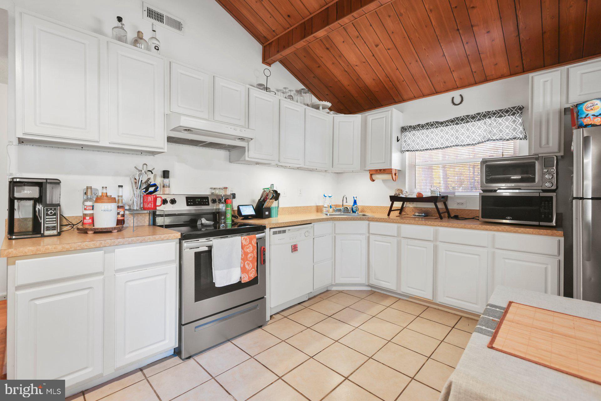 662 Silver Rock Road Lusby, MD 20657 - Photo 8 of 26 Gallery Image 8