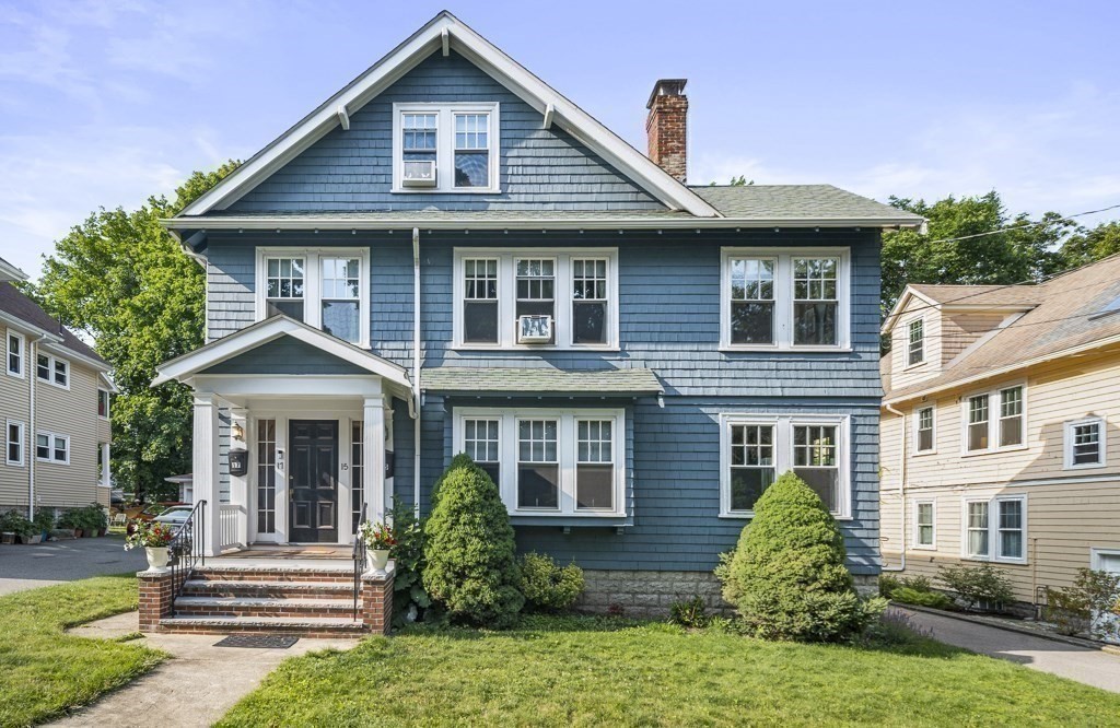 17 Flint Road, Unit 17 Watertown, MA 02472 - Photo 1 of 30 Gallery Image 1