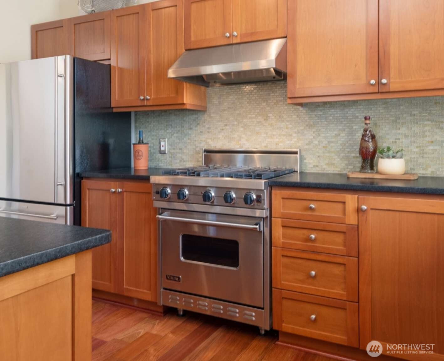 6117 South 232nd Street Kent, WA 98032 - Photo 7 of 37