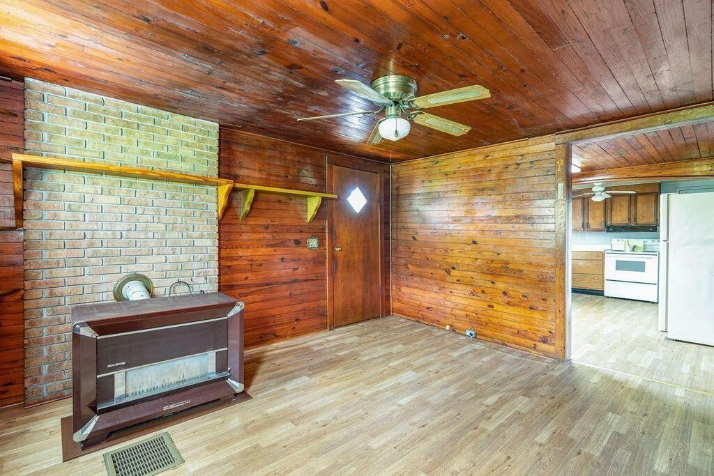 307 Blowing Cave Road Sevierville, TN 37876 - Photo 10 of 37 Gallery Image 10