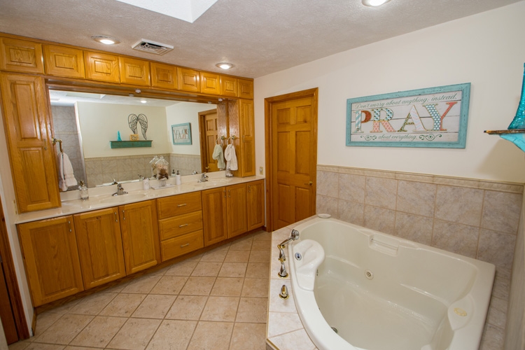 52894 Beech Road Granger, IN 46530 - Photo 15 of 36 Gallery Image 15