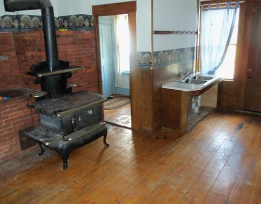 822 Whittier Road Farmington, ME 04938 - Photo 2 of 25 Kitchen.