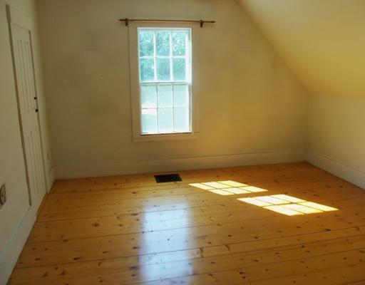 822 Whittier Road Farmington, ME 04938 - Photo 6 of 25 Bedroom.