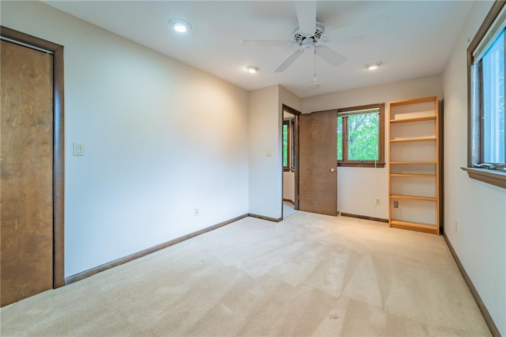 140 Ridgeview Drive Monroeville, PA 15146 - Photo 12 of 25 Gallery Image 12