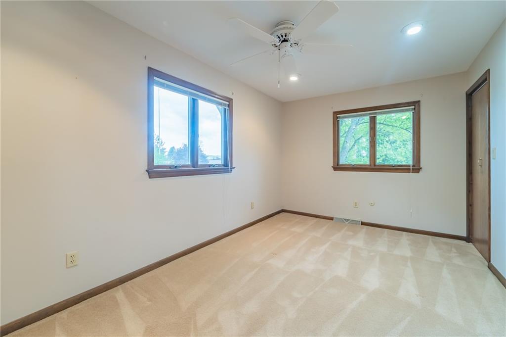 140 Ridgeview Drive Monroeville, PA 15146 - Photo 13 of 25 Gallery Image 13