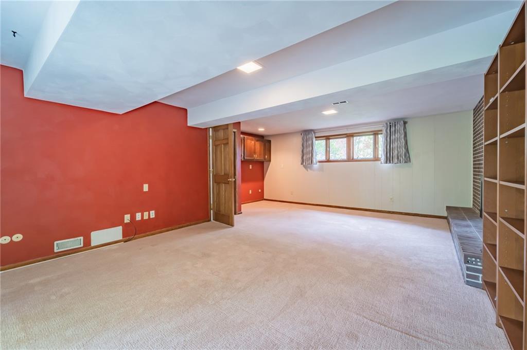 140 Ridgeview Drive Monroeville, PA 15146 - Photo 19 of 25 Gallery Image 19