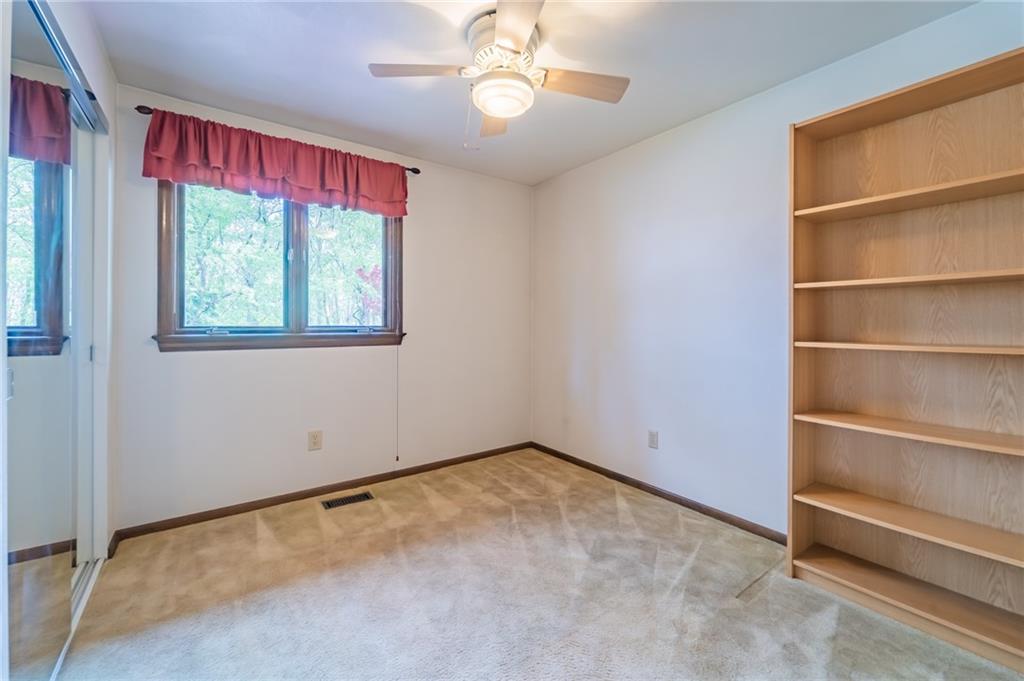 140 Ridgeview Drive Monroeville, PA 15146 - Photo 7 of 25 Gallery Image 7