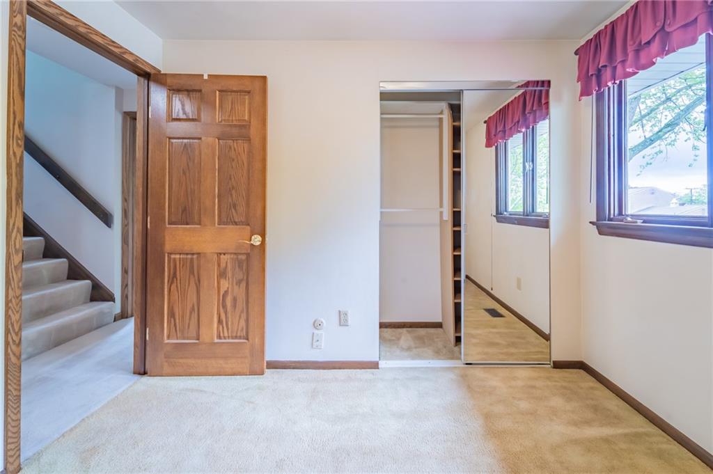 140 Ridgeview Drive Monroeville, PA 15146 - Photo 8 of 25 Gallery Image 8
