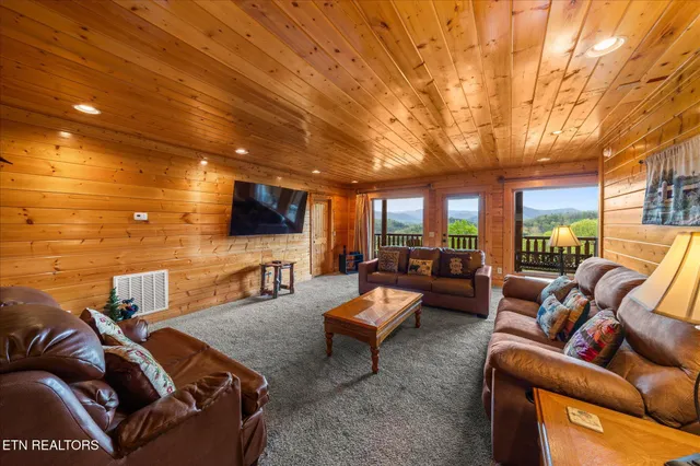 $1,225,000 | 2722 Mountain Preserve Drive, Sevierville, TN 37862