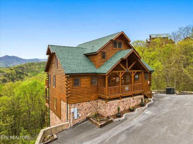 $1,225,000 | 2722 Mountain Preserve Drive, Sevierville, TN 37862