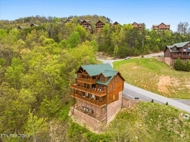 $1,225,000 | 2722 Mountain Preserve Drive, Sevierville, TN 37862