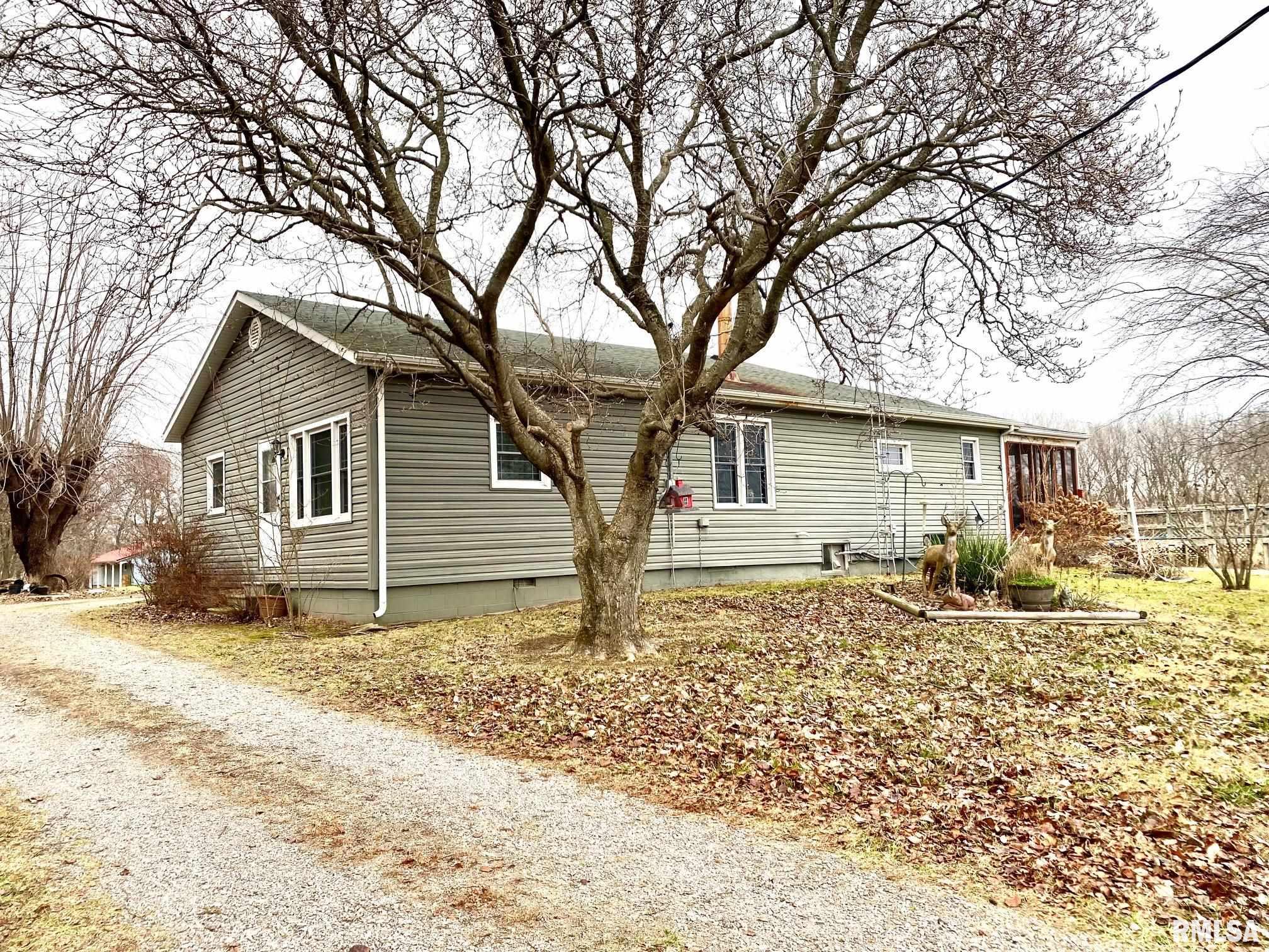 14082 Sesser Lake Road Sesser, IL 62884 - Photo 1 of 15