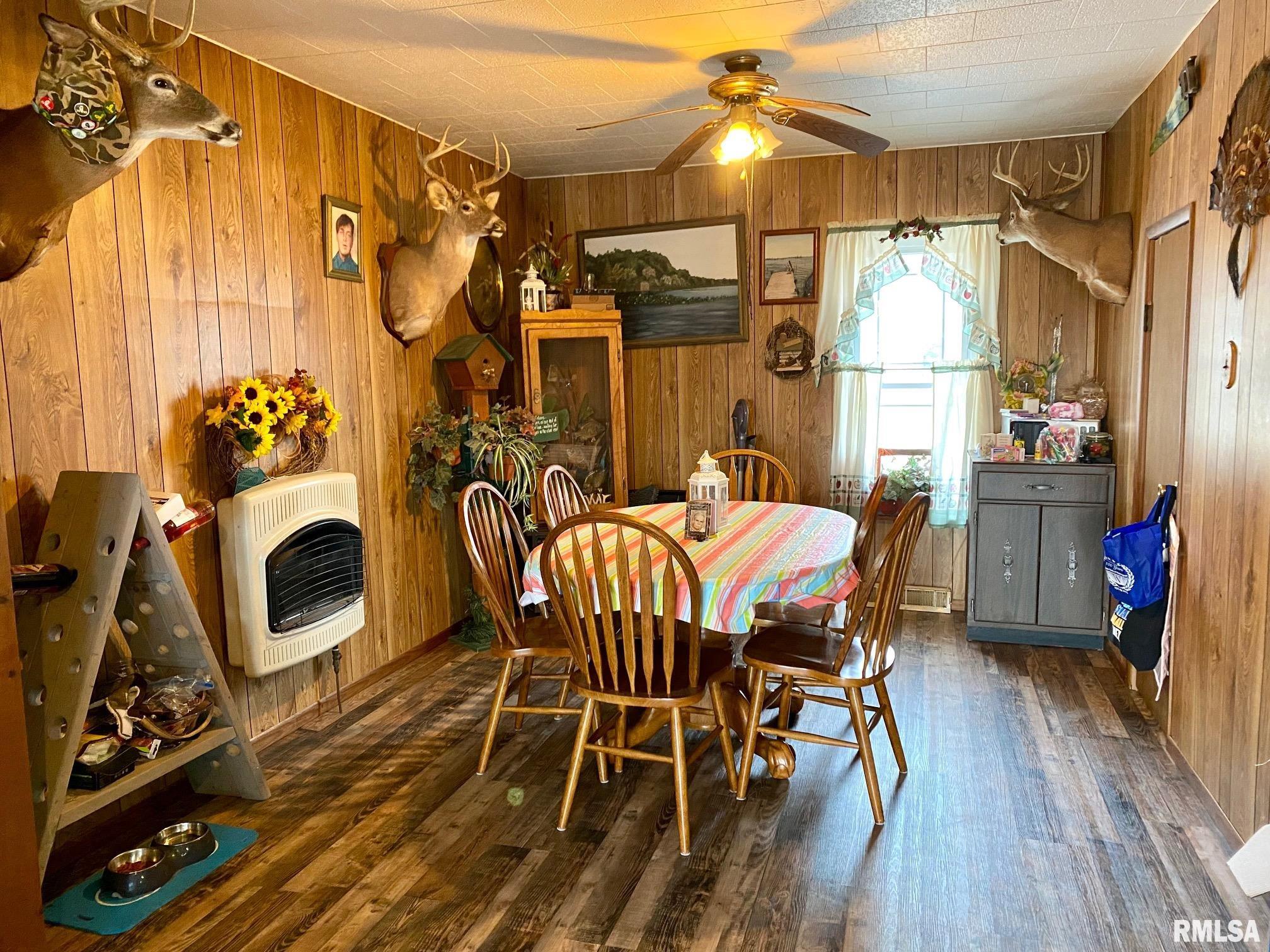 14082 Sesser Lake Road Sesser, IL 62884 - Photo 4 of 15