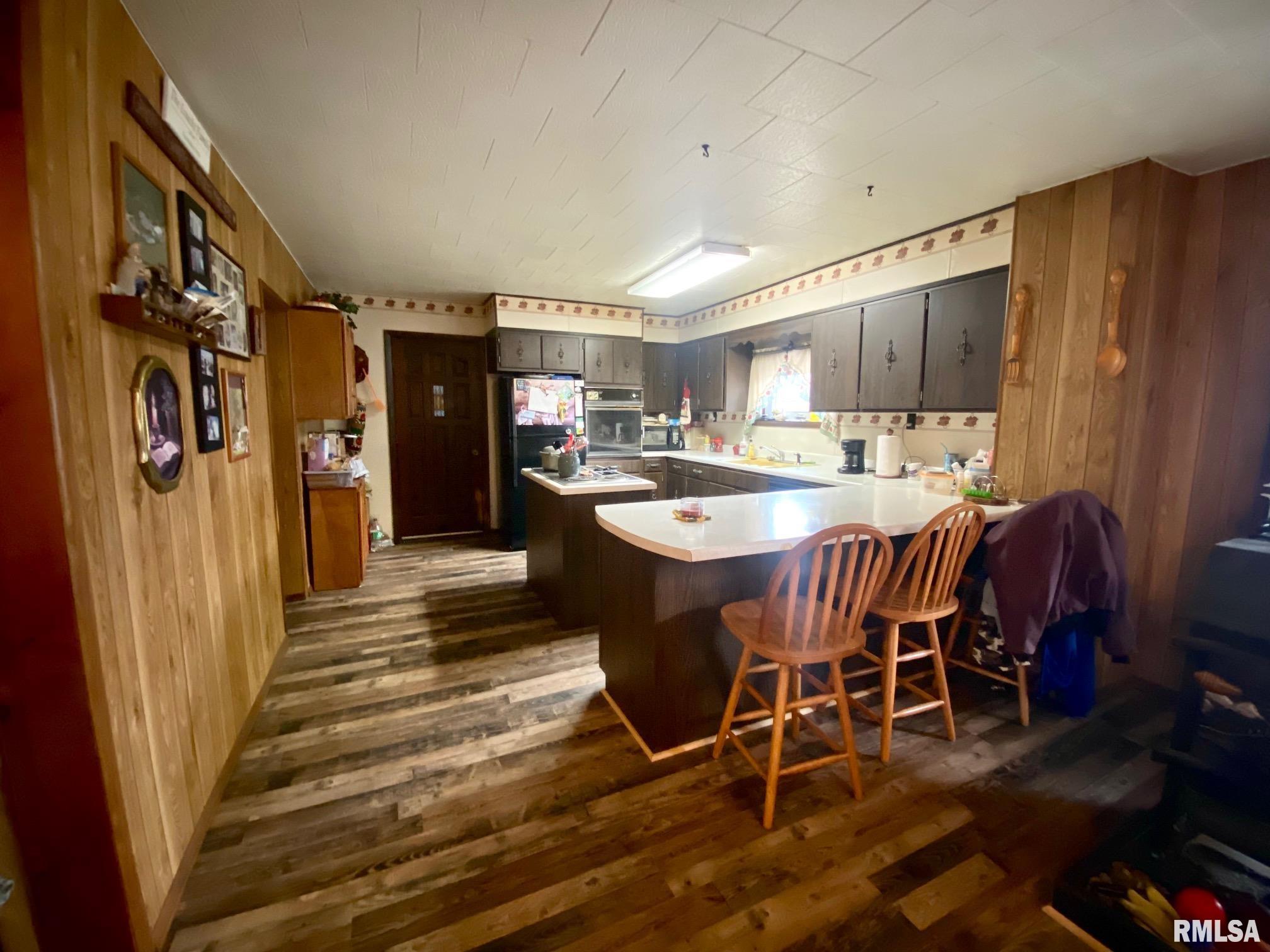 14082 Sesser Lake Road Sesser, IL 62884 - Photo 5 of 15