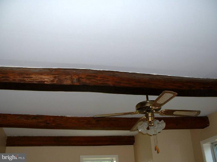 2617 Orefield Road Allentown, PA 18104 - Photo 5 of 22 Gallery Image 5