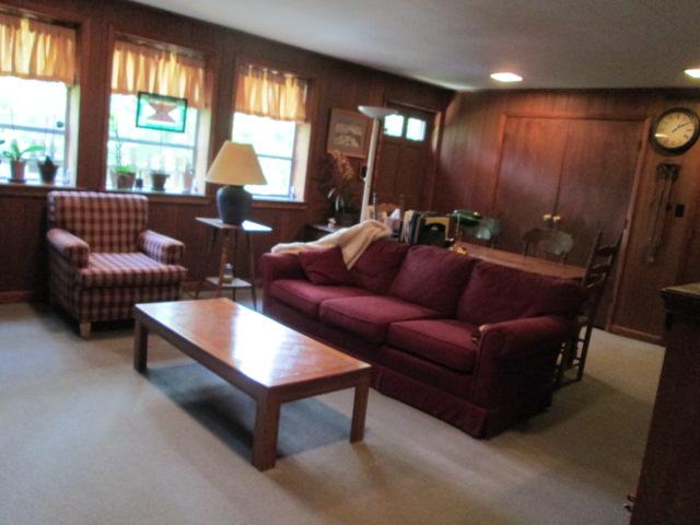 117 Hickory Hills Road Tullahoma, TN 37388 - Photo 13 of 20 Large den in daylight basement.