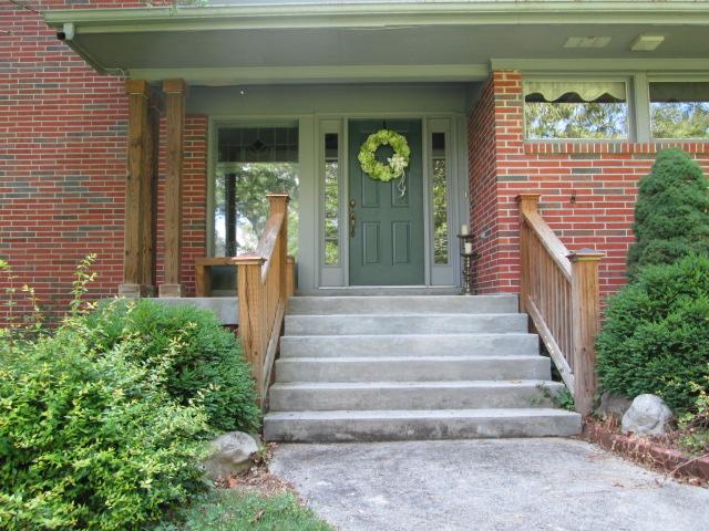 117 Hickory Hills Road Tullahoma, TN 37388 - Photo 2 of 20 Welcome to 117 Hickory Hills Rd!
