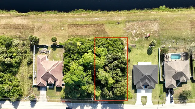 a view of sky from a balcony