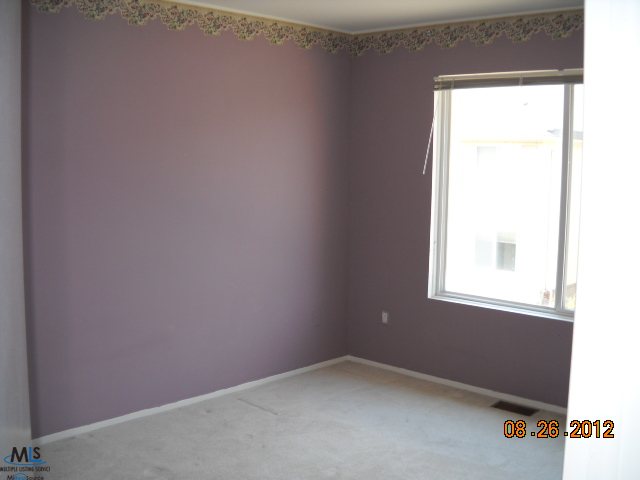 23281 Cornerstone Rochester, MI 48306 - Photo 2 of 4 31118047-1.JPG