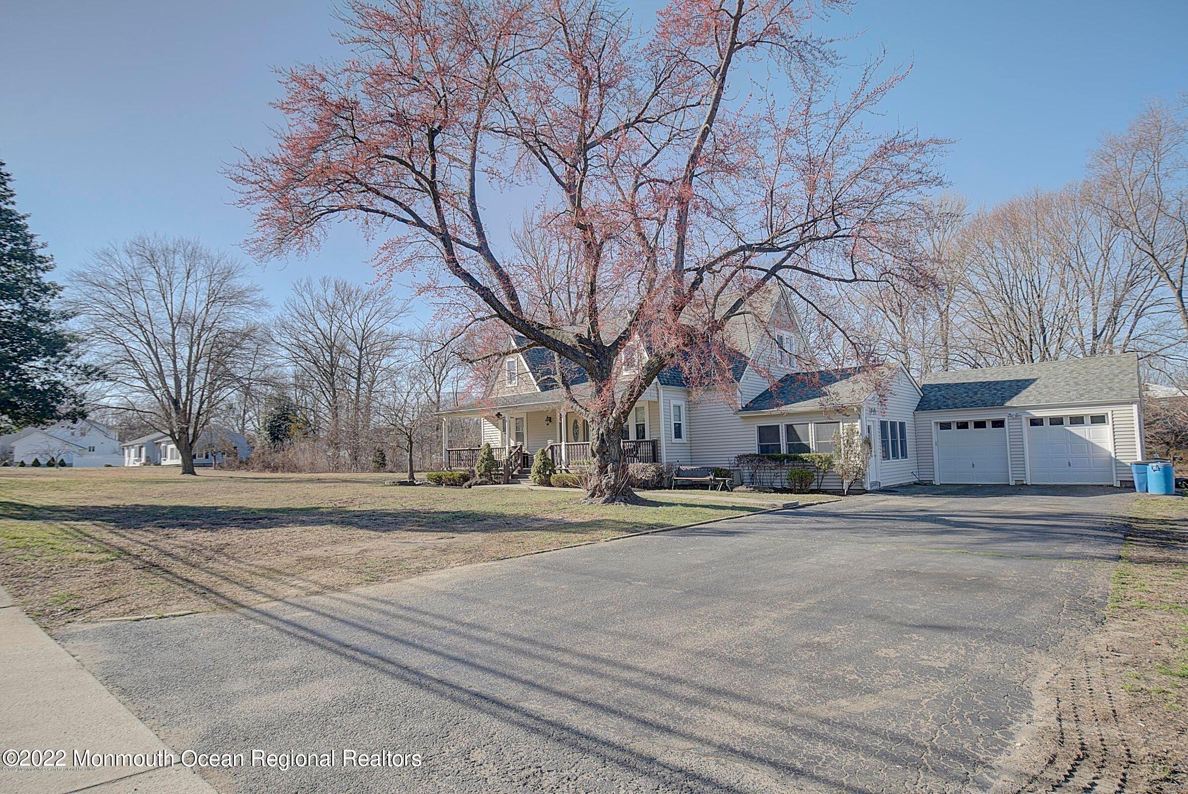 97 Aberdeen Road Matawan, NJ 07747 - Photo 23 of 23 20190405035312312113000000-o