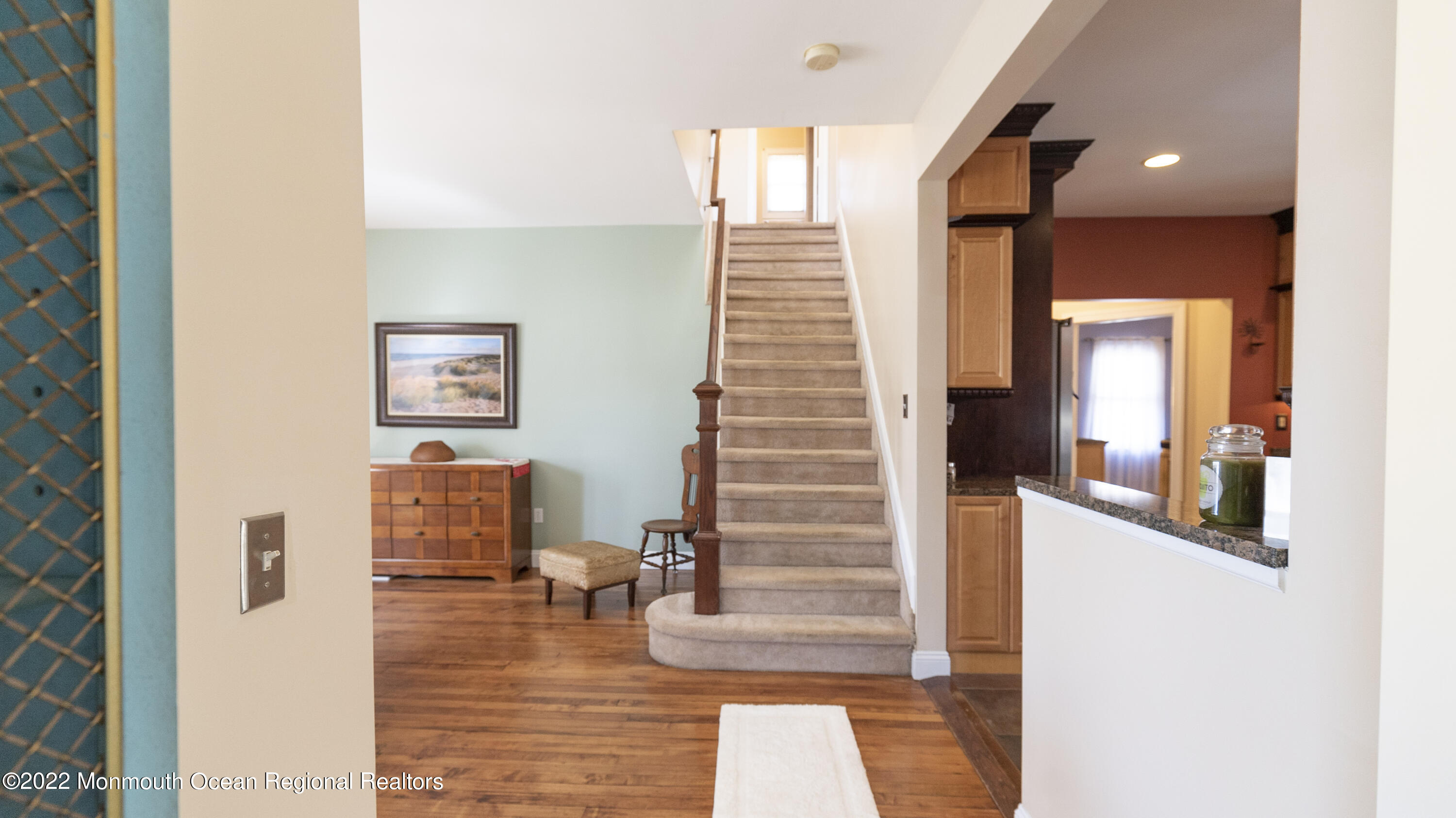 97 Aberdeen Road Matawan, NJ 07747 - Photo 4 of 23 DSC05563