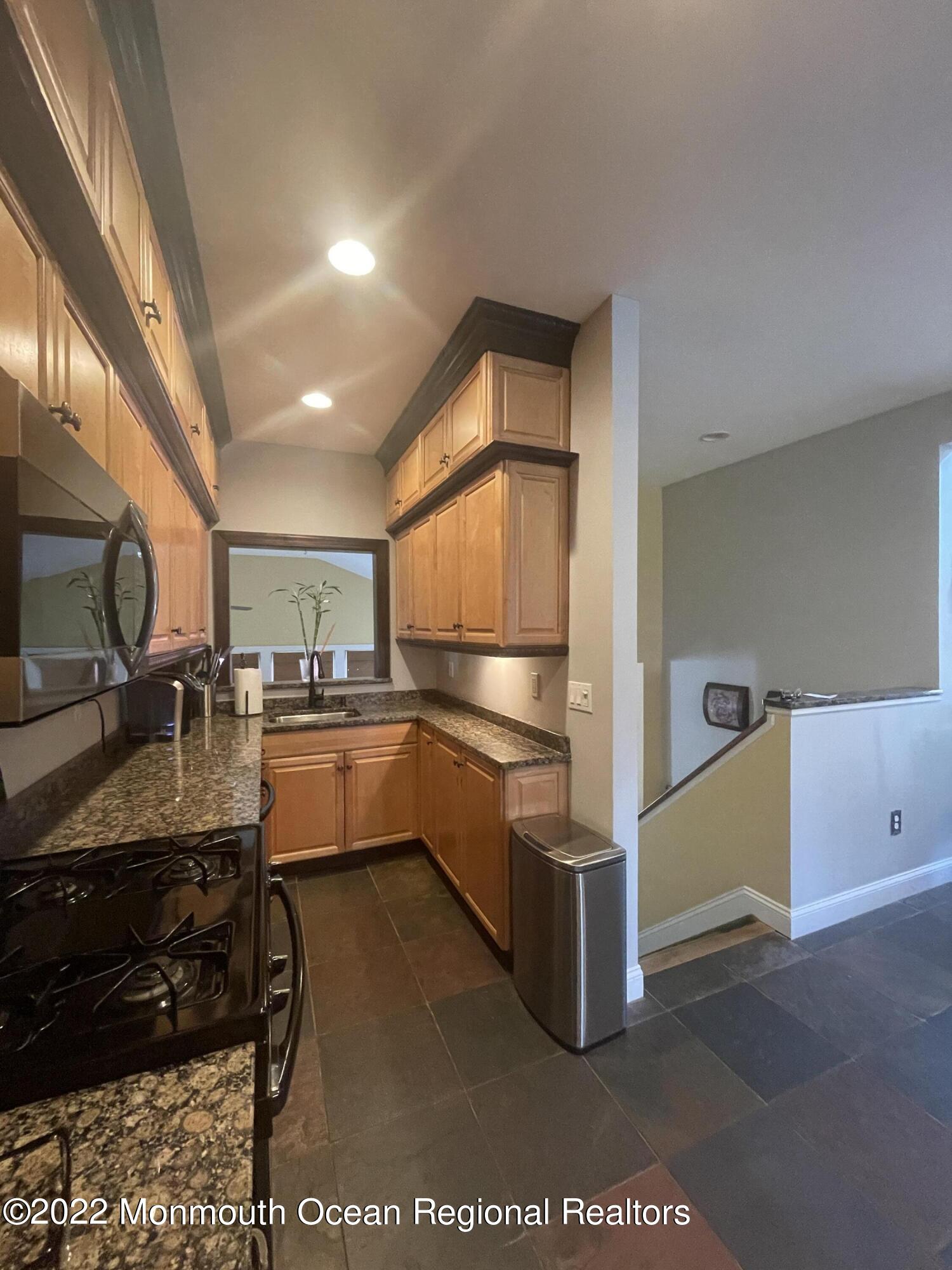 97 Aberdeen Road Matawan, NJ 07747 - Photo 9 of 23 IMG-0966