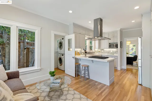 $1,898,000 | 155 Arbor Drive, Piedmont, CA 94610