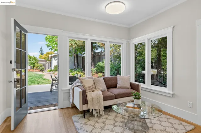 $1,898,000 | 155 Arbor Drive, Piedmont, CA 94610