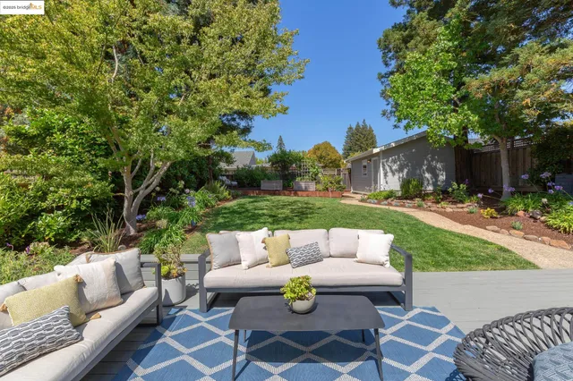 $1,898,000 | 155 Arbor Drive, Piedmont, CA 94610