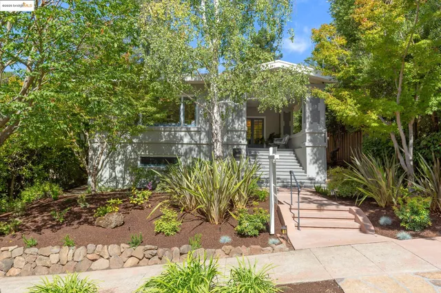 $1,898,000 | 155 Arbor Drive, Piedmont, CA 94610