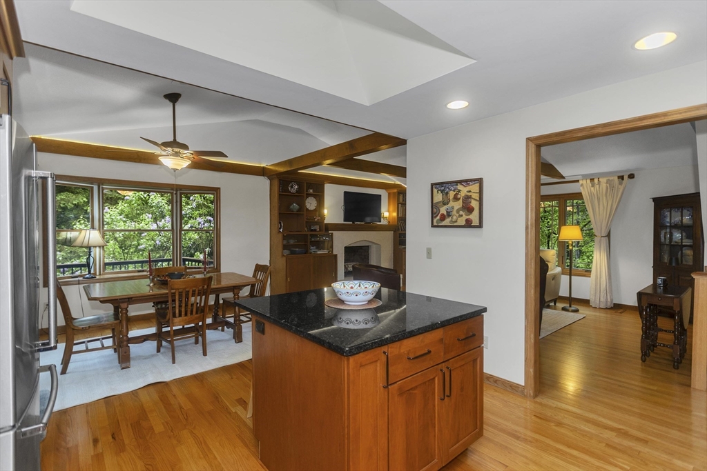 44 Westhampton Road Northampton, MA 01062 - Photo 18 of 42