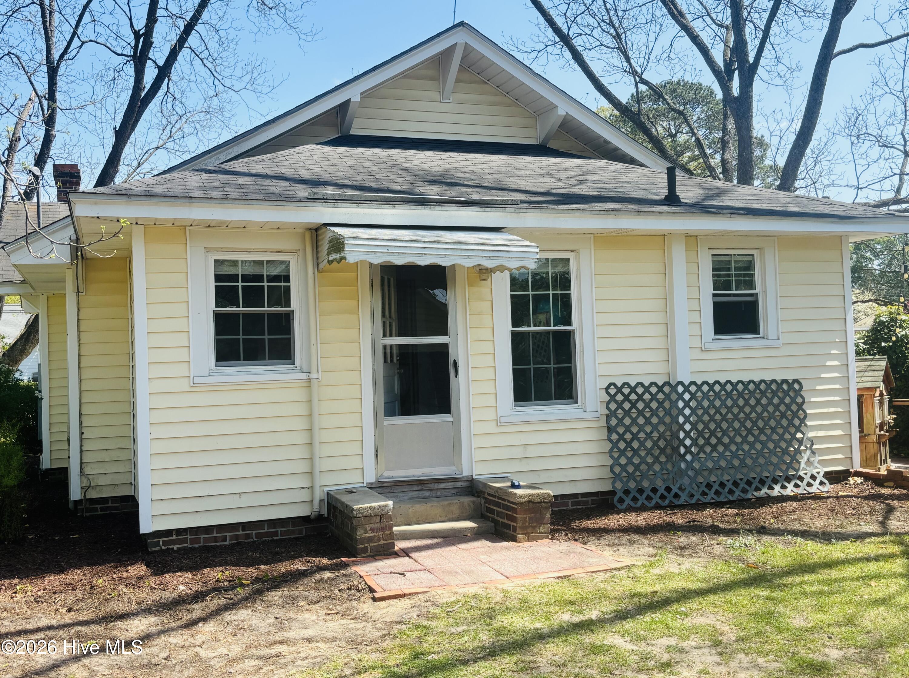 1011 Raleigh Road Clinton, NC 28328 - Photo 14 of 17 back of home