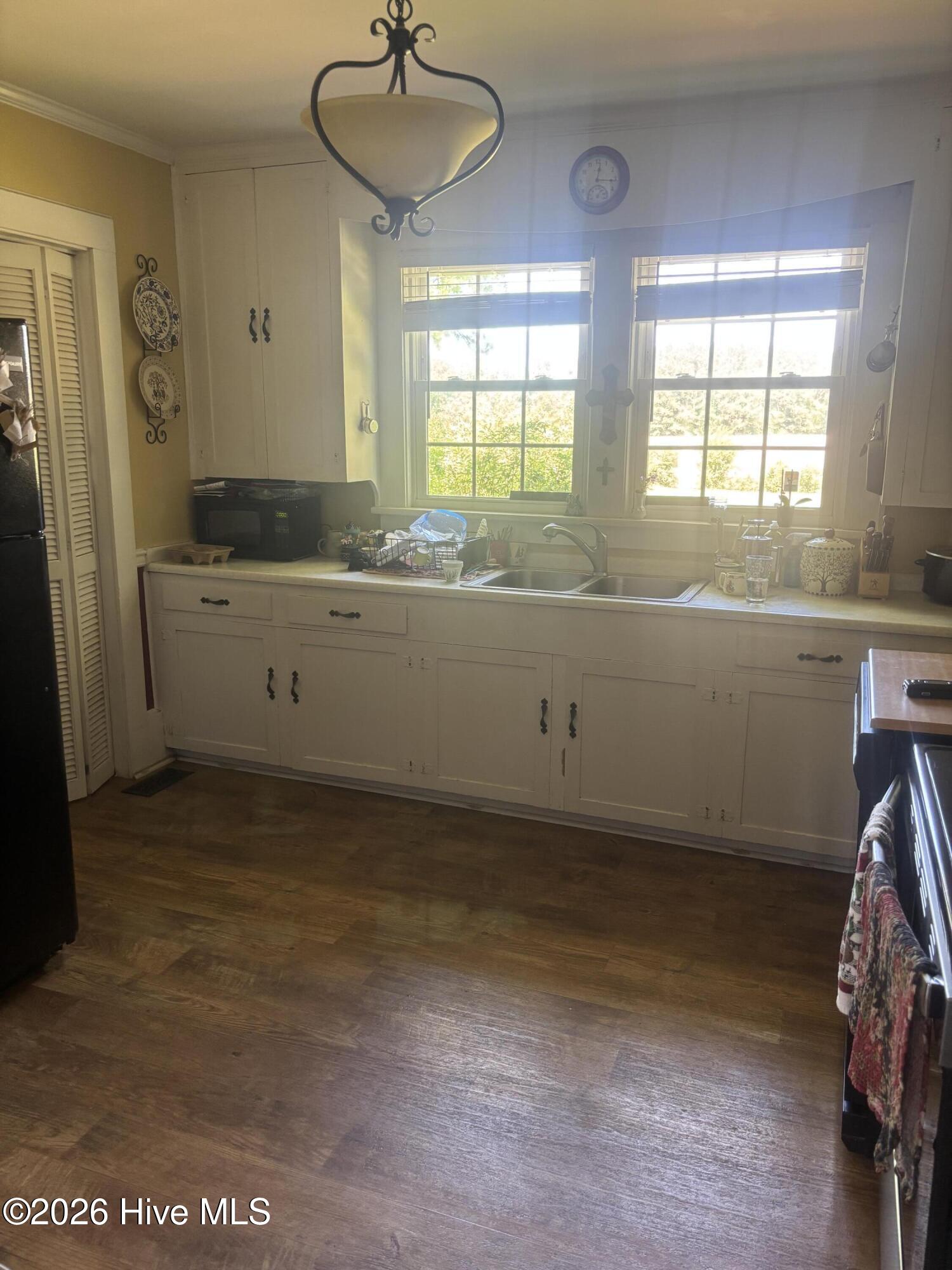 1011 Raleigh Road Clinton, NC 28328 - Photo 10 of 17 kitchen